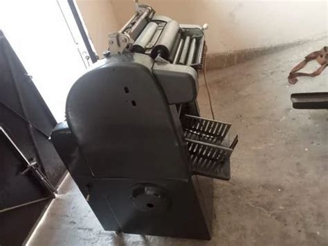 Wedding Card Embossing Machine 的图像结果