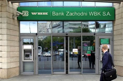 波兰这家银行为什么“突然间”换名字了？_桑坦德