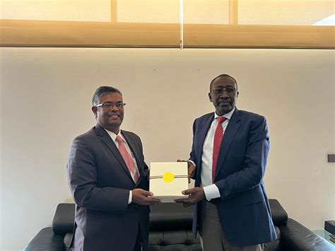 High Commissioner and Defense Adviser met Maj Gen Babagana Monguno ...