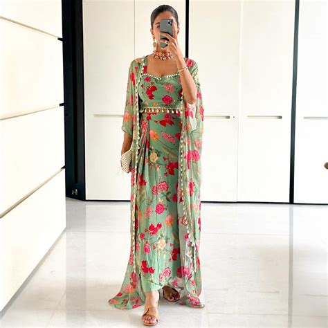 40 Indian Bridesmaid Dresses Perfect For Wedding Season 2025 | LBB