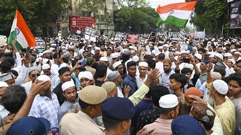 Waqf Bill Protest: कोलकाता, चेन्नई, अहमदाबाद... वक्फ बिल पास होने के ...