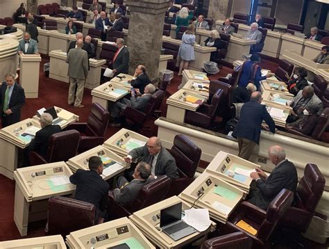 Alabama not in a ‘rush’ to limit how health insurance companies use AI ...