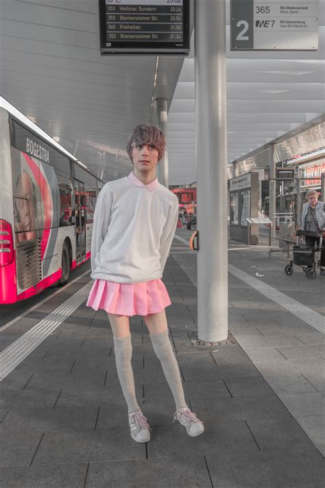 kawaii minimalistic outfit + posing inspo | Femboy outfits ...