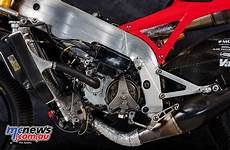 di aprilia aprilia rsa 250 gp with phil aynsley mcnews au di aprilia aprilia rsa 250 gp with phil aynsley mcnews au