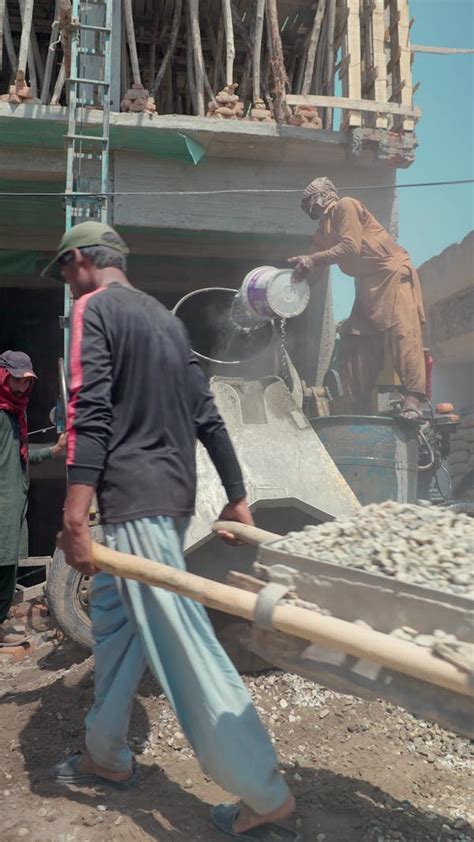 Building Full Documentary 的图像结果