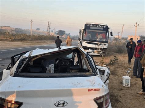 3 killed in bus-car collision at Bikaner-Jaipur National Highway