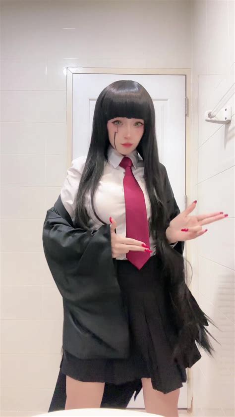 queenfesch6 (@queenfesch6) - Urlebird