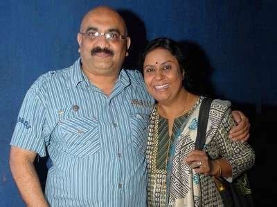 Sihi Kahi Chandru family photos - Celebrity family wiki | CelebrityKick