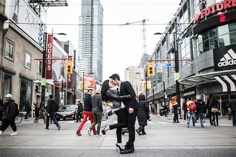 engagement photos toronto