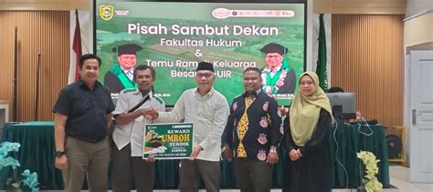 Fakultas Hukum UIR Apresiasi Tendik, Berikan Reward Umrah dalam Pisah ...