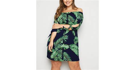 Curves Navy Palm Print Bardot Dress | New Look