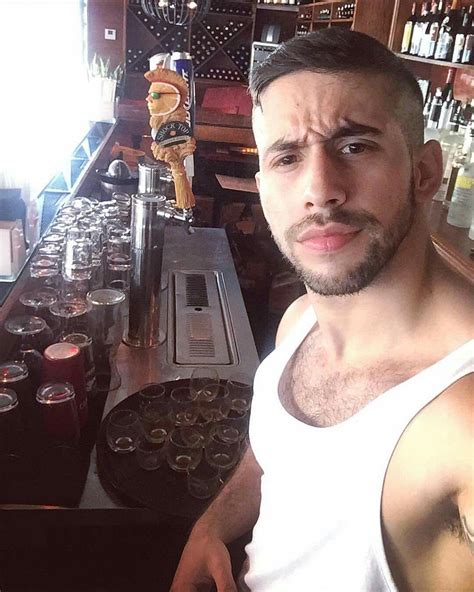 Abel Pirela precioso | Belleza masculina, Belleza, Barbas