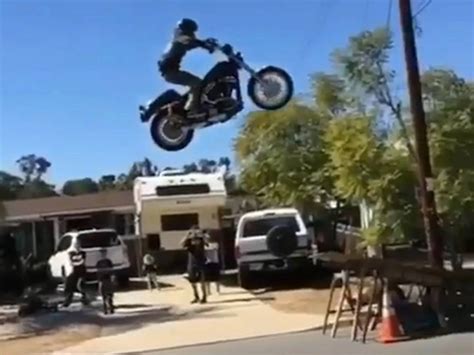 Motorcycle Loading Fails Compilation 的图像结果