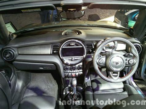 Mini Convertible - BMW launches all new Mini Convertible at Rs 34.9 ...