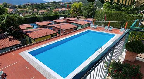 CAMPING HOLIDAY (Loano, Italian Riviera) - Campground Reviews & Photos ...