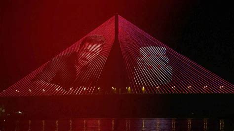 Bandra-Worli Sea Link lights up for Salman Khan's birthday