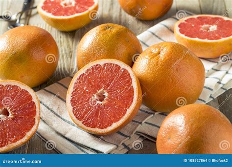 Raw Organic Ruby Red Grapefruits Stock Photo - Image of citron, juicy ...