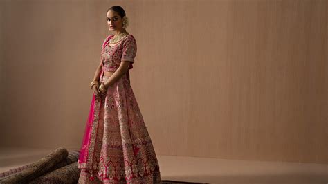 How to buy a perfect wedding bridal lehenga? – Malhotra's Indian Heritage