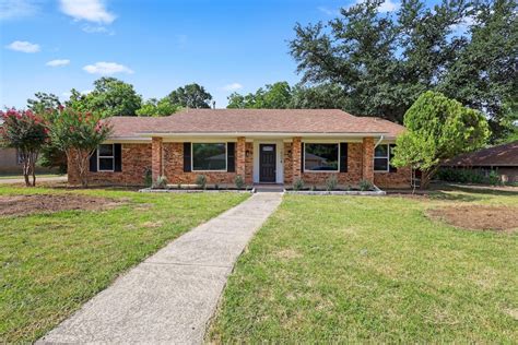 1800 Kingsborough Dr, Arlington, TX 76015 | Homes.com