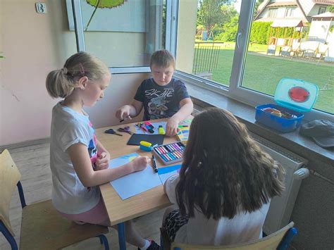 Szkoła Podstawowa im. Aleksandra Fredry w Odrzykoniu.