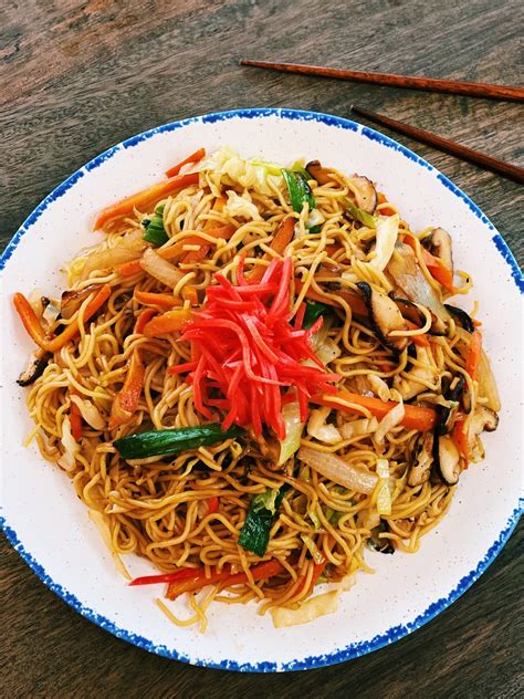 Yakisoba - 20 Minute Classic Japanese Fried Noodles - Tiffy Cooks