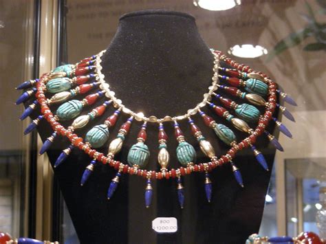 Jewellery at Tutankhamun Ancient Exhibition deYoung Museum San ...