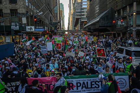 Protesters in New York call for a 'free Palestine'