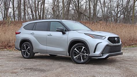 2021 Toyota Highlander XSE: What's Different About This Sporty Trim?