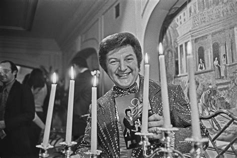 Liberace Net Worth - Wiki, Age, Weight and Height, Relationships ...
