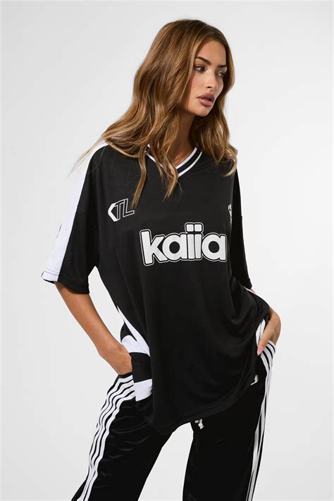 Pink Tracksuits: Chic and Playful | KAIIA – Kaiia