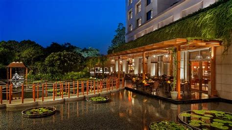 MR. ONG - THE FLAVOURS OF SINGAPORE BY PARK HYATT CHENNAI, Chennai ...