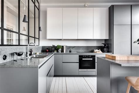 Modern Gray Kitchen Cabinets Beat Monotony With Style