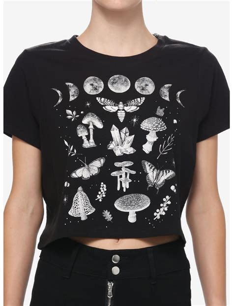 Thorn & Fable Mushroom Moon Phase Girls Crop T-Shirt | Hot Topic