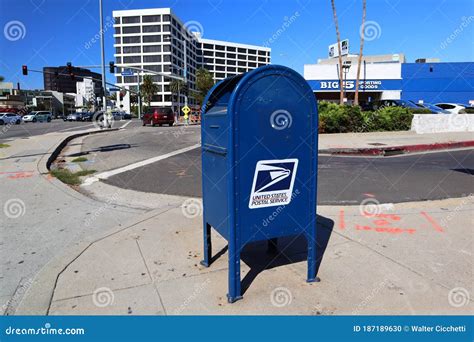 Rezultat imagine pentru Mail Collection Box