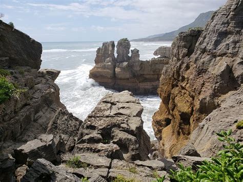 Pancake Rocks and Blowholes Walk (Punakaiki) - 2020 What to Know Before ...