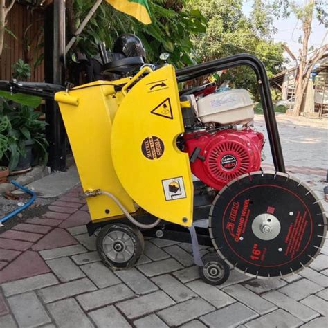 Jual Pemotong Aspal Matrix F500A Lengkap dengan Mesin Penggerak - Kab ...