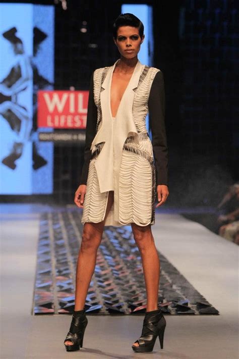 Grand Finale: Wills Lifestyle India Fashion Week-2012 (Photos ...