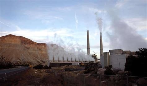 Utah joins other states in urging delay of new EPA rule on power plant ...