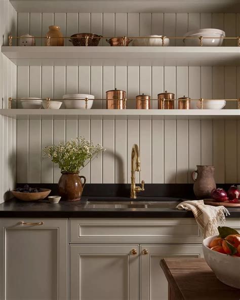 44 Beadboard Kitchen Backsplash Ideas for a Cozy Cooking Space