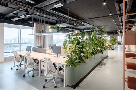 400平米办公室装修价格_上海筑砺装潢公司