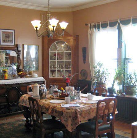 DEKOVEN SUITES (Brooklyn) - B&B Reviews, Photos, Rate Comparison ...