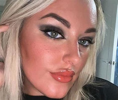 ABOUT TO BURST | Pick Me Up ! - womens-interest - Read this story on ...