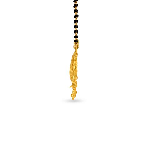 Enthralling Gold Mangalsutra Pendant
