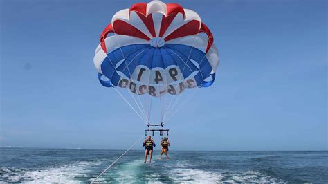 Why Siesta Key? | Best Parasailing Spot
