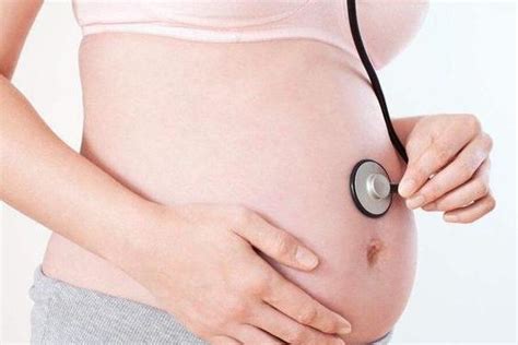孕晚期避免胎儿缺氧，方法其实很简单！