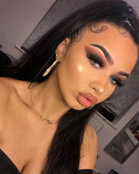 baddie makeup