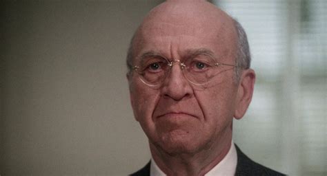 Mommie Dearest (1981)