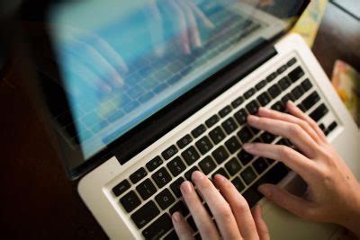 How Type On a Computer Science 的图像结果