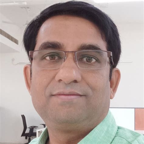 Rajesh - Economics teacher in Bengaluru - ₹300/h