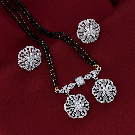 Stylish & Traditional Mangalsutra Designs Online for Women